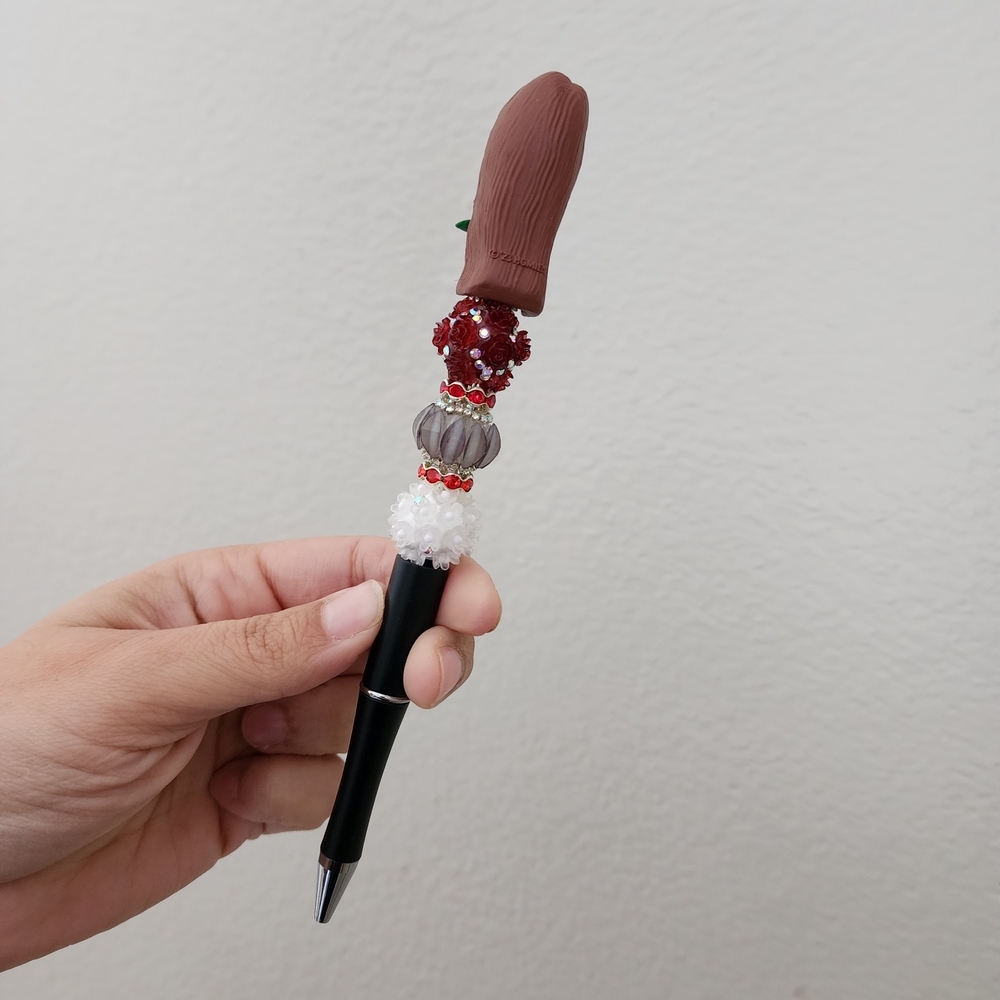 Handcrafted Decorative Pen with Red and White Beads Chola Rose Custom - Picture 3 of 4